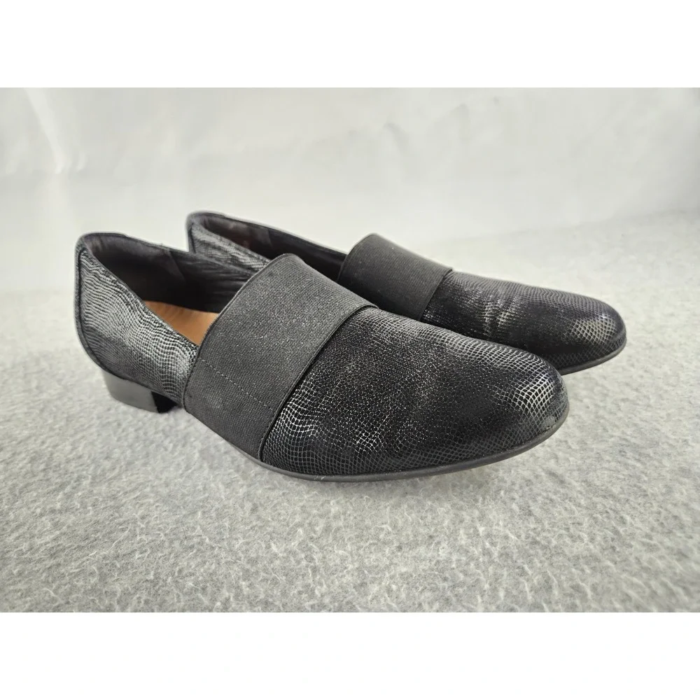 Clarks Women's Un Blush Lo Slip-On Black Suede Dress Shoes - Comfy - Size 9.5 M